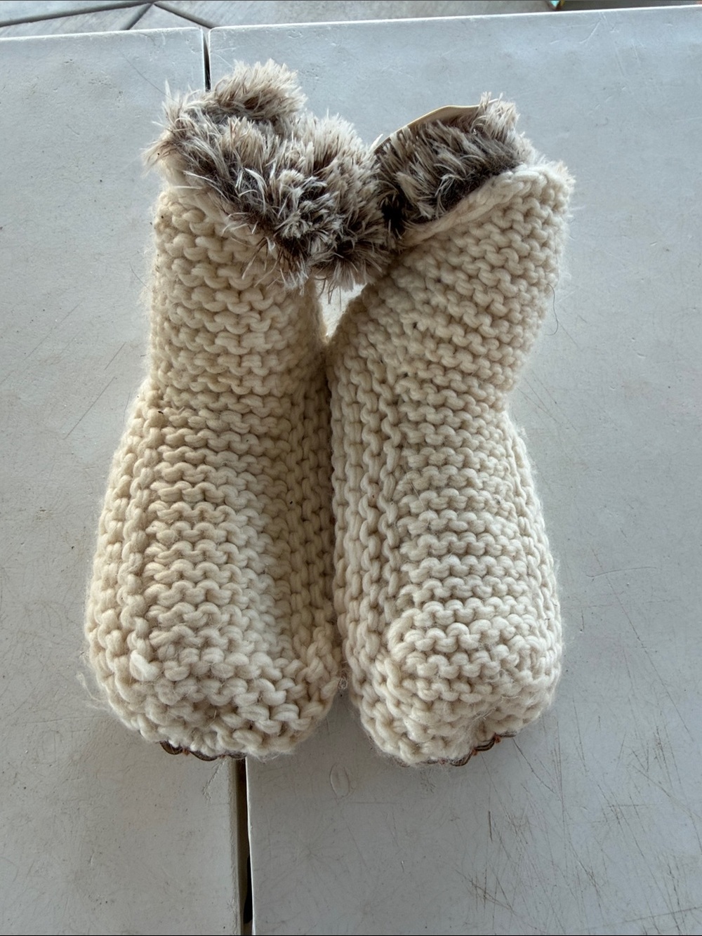 NWT Lemon Cream Knit Slipper Boots with Faux Fur Trim
